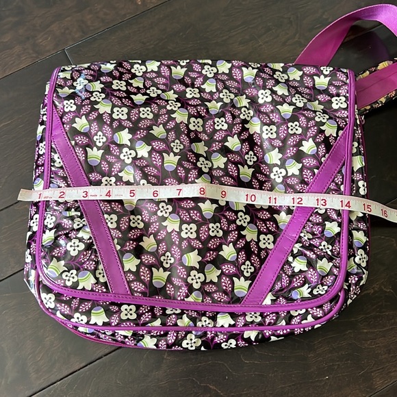 Frill by Vera Bradley messenger bag EUC - Picture 14 of 16